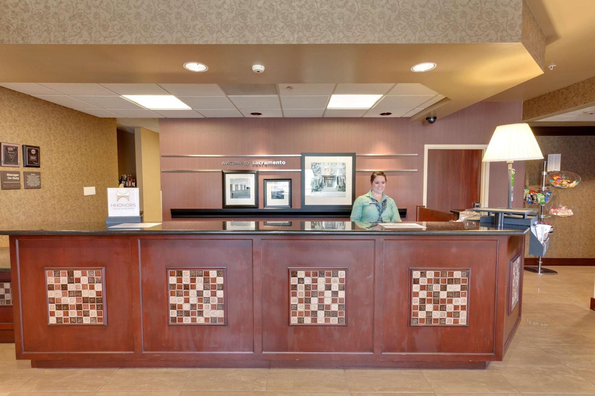 Hampton Inn & Suites Sacramento-Airport-Natomas Екстер'єр фото
